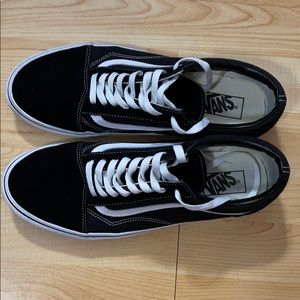 Men’s Vans Old Skool size 11
